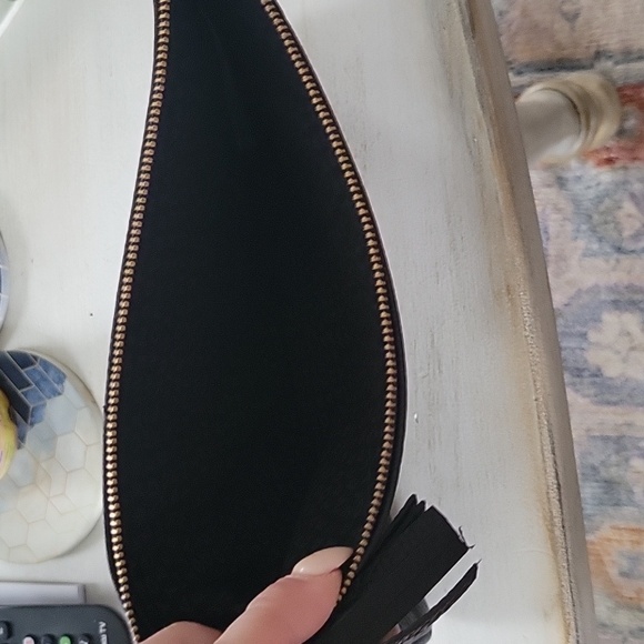 Kate Spade New York Jackson Large Zip Pouch Leather Black - Picture 5 of 5